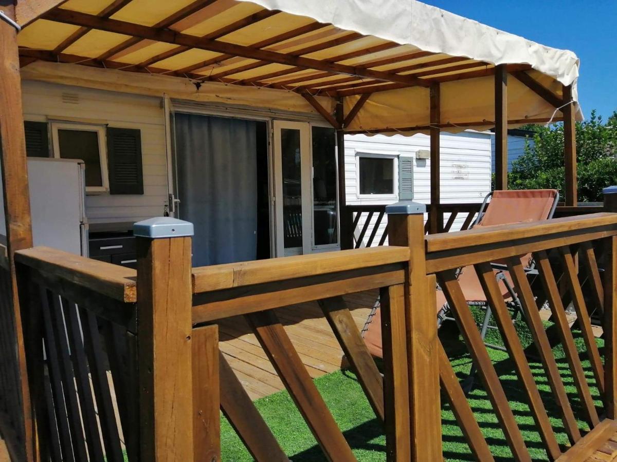 Vacances Familiales Dans Camping Avec Piscine Fréjus Extérieur photo