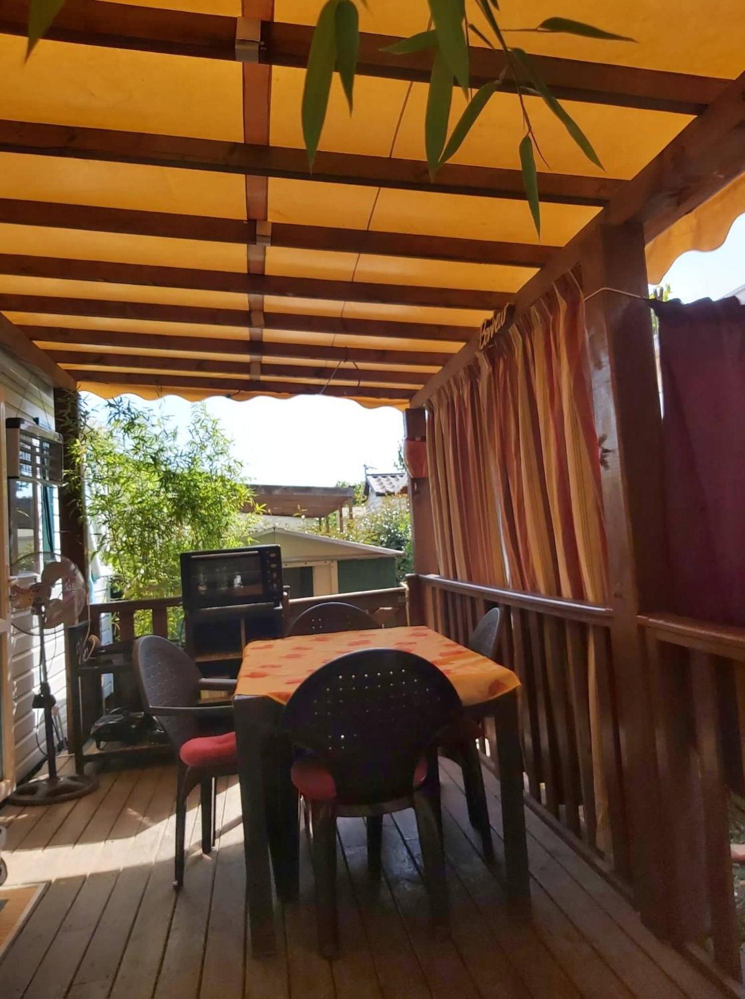 Vacances Familiales Dans Camping Avec Piscine Fréjus Extérieur photo
