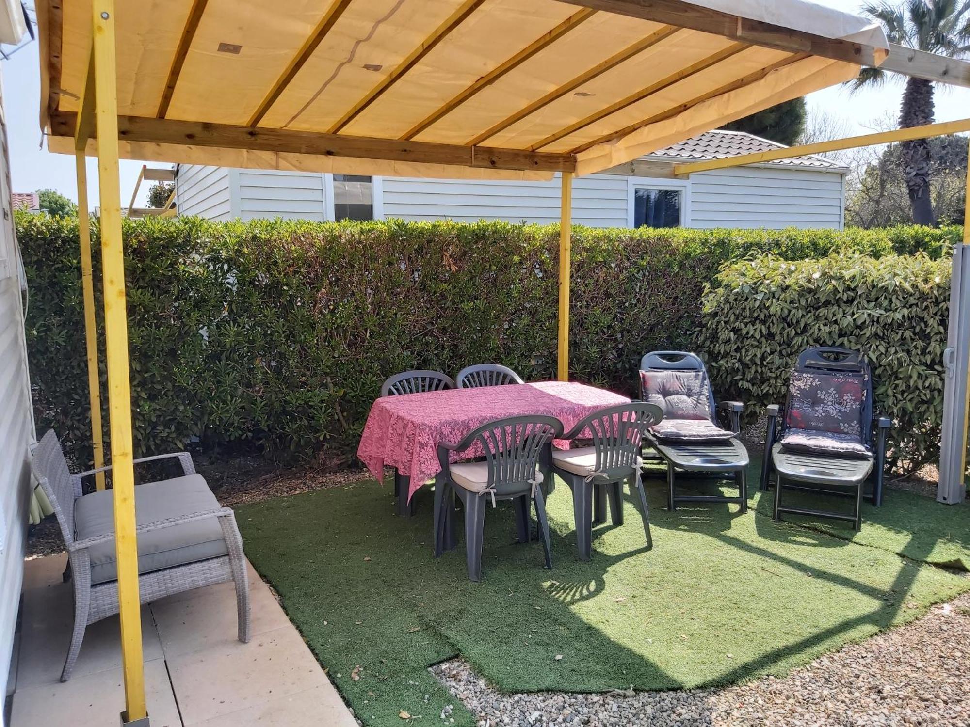 Vacances Familiales Dans Camping Avec Piscine Fréjus Chambre photo