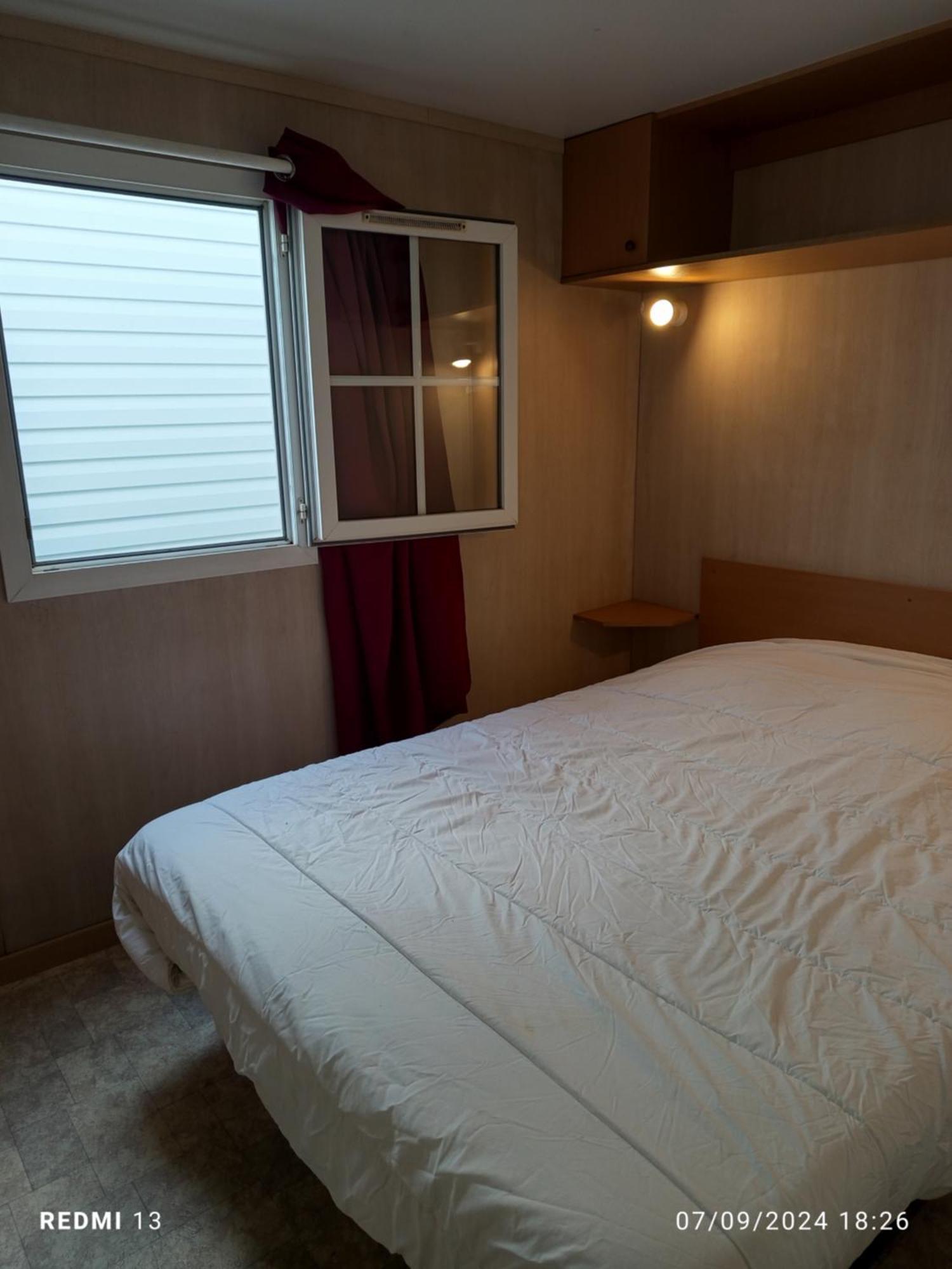 Vacances Familiales Dans Camping Avec Piscine Fréjus Extérieur photo