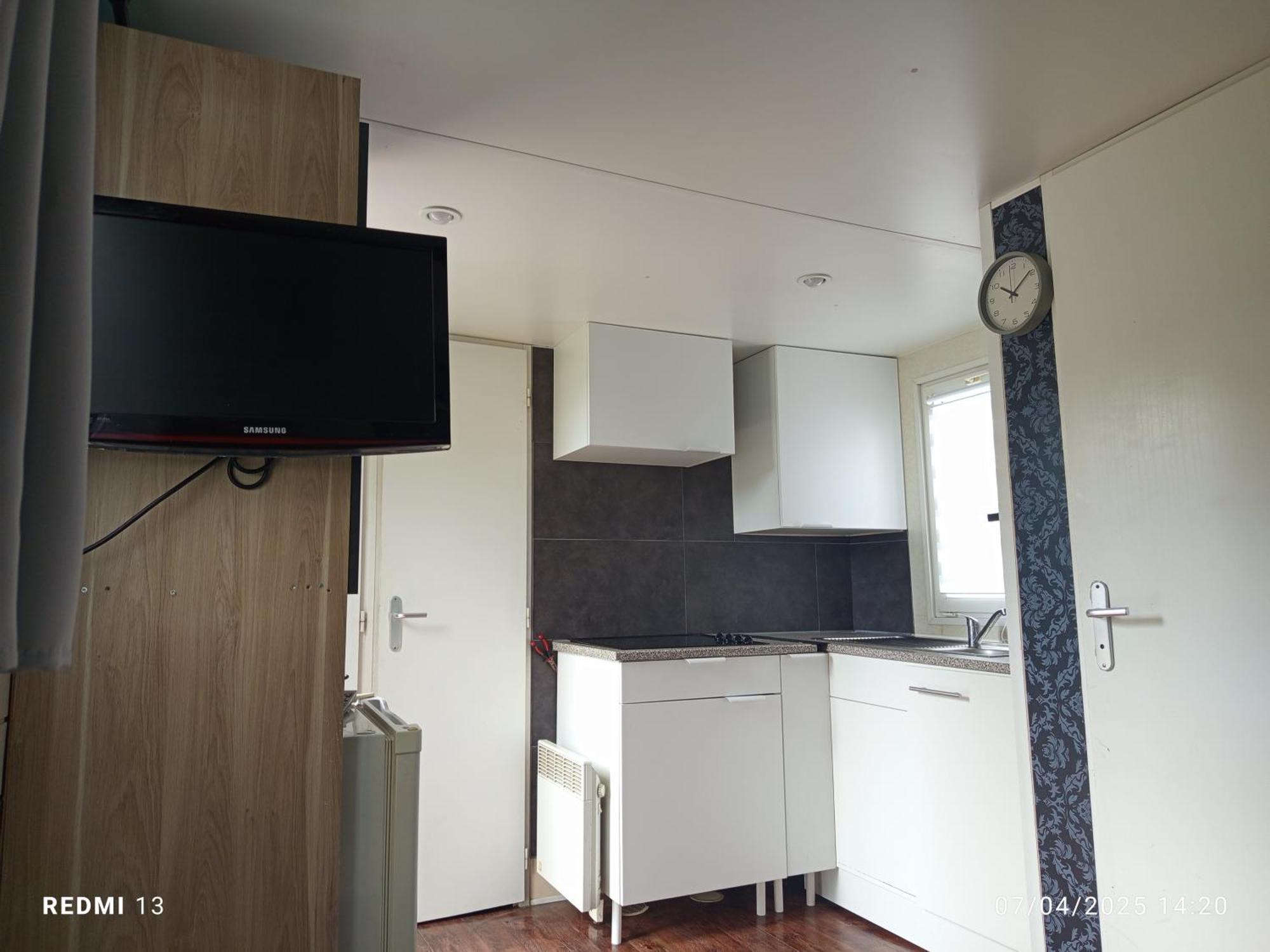 Vacances Familiales Dans Camping Avec Piscine Fréjus Chambre photo